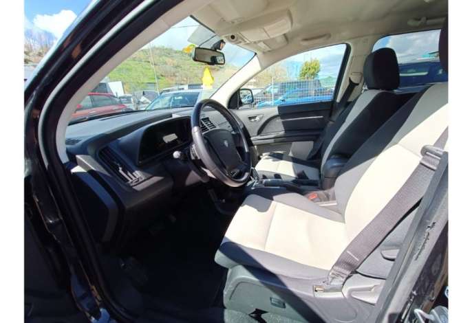 Makina me qera Dodge Journey 7 vendeshe per 50 euro dita