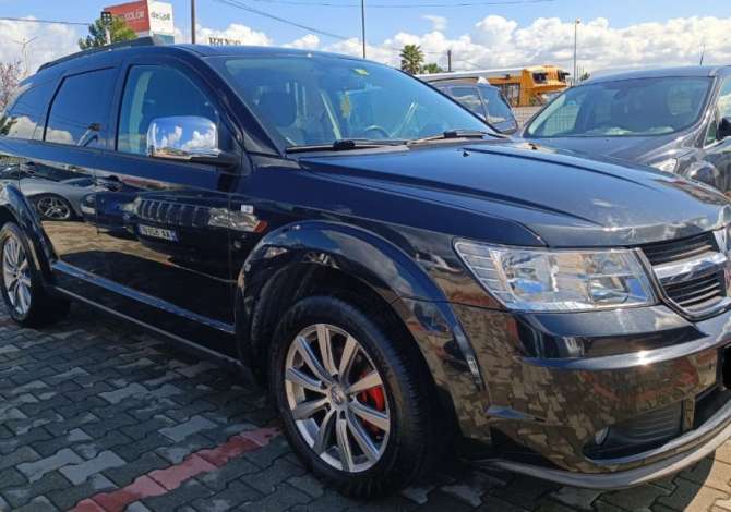 Makina me qera Dodge Journey 7 vendeshe per 50 euro dita