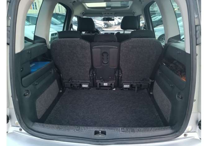 Makina me qera Skoda Roamster 30 euro