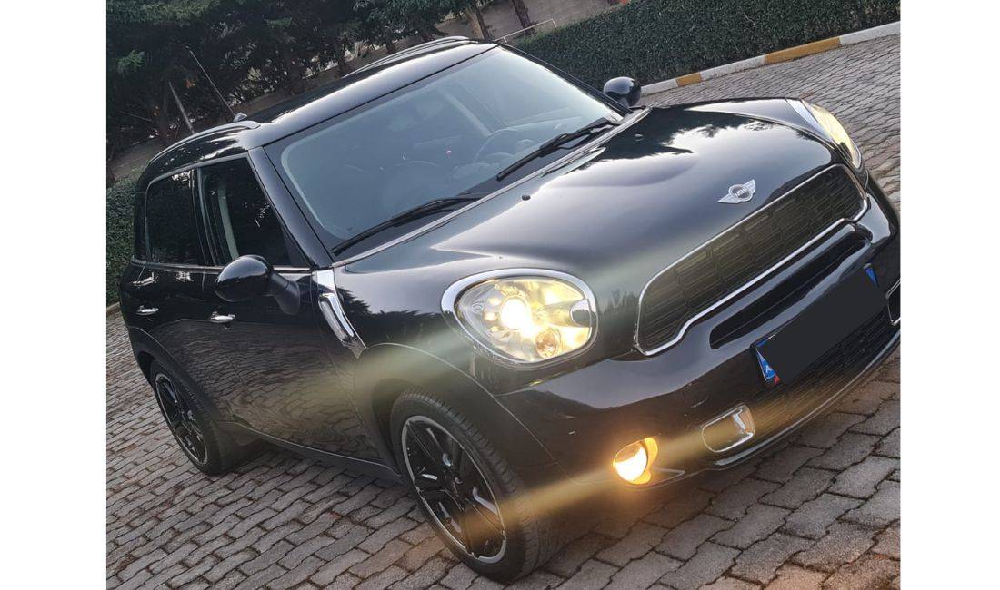 Makina me qera Mini Cooper per 45 euro dita 