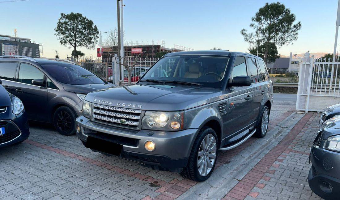  Makine me Qera Range Rover per vetem 60 Euro dita 