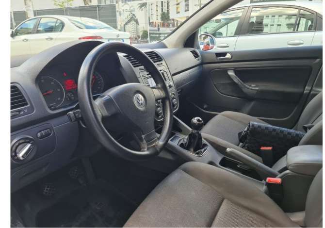 Makina me qera Volwangen Golf per 30 euro dita