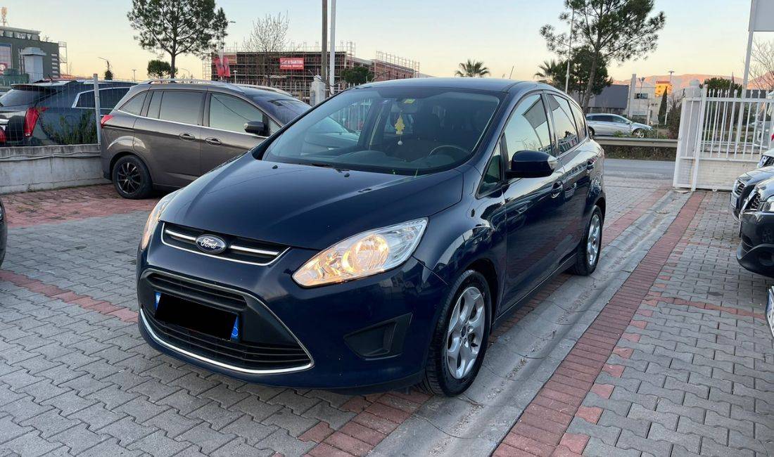 🌟 Makine me Qera Ford C-Max per vetem 35 Euro dita 