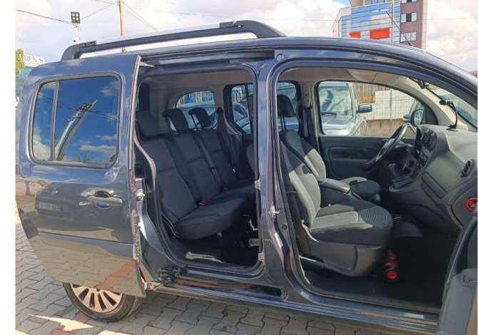 Makina me qera Mercedes Benz Citan per 29 euro dita