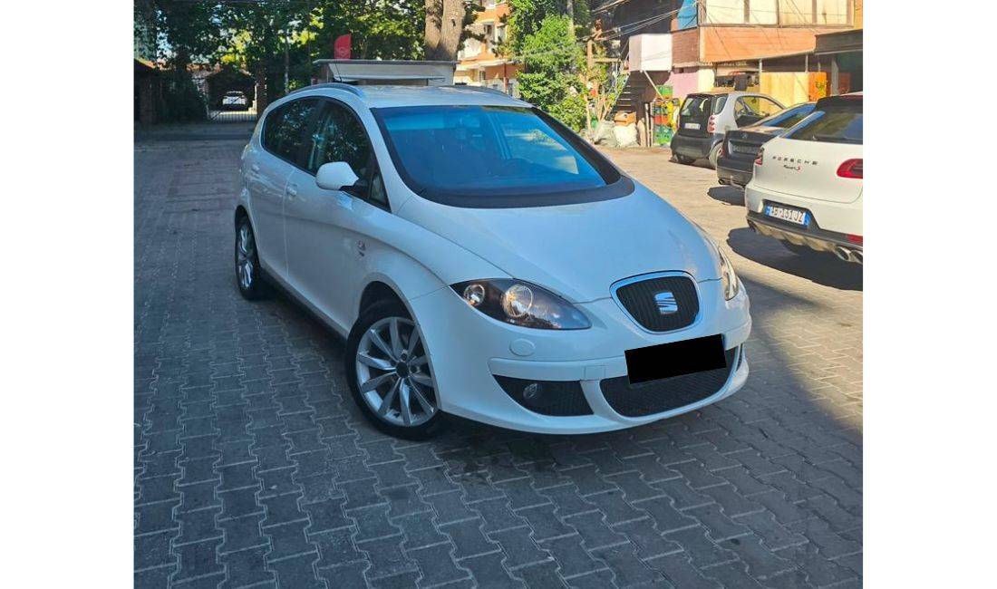 Makina me qera Seat Altea XL per 35 euro dita