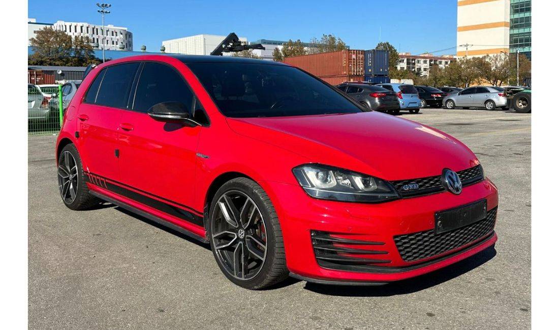 Makina me qeta Golf 7 per 75 euro dita