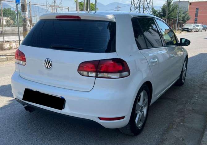 Noleggio Auto a Tirana - 30 Euro