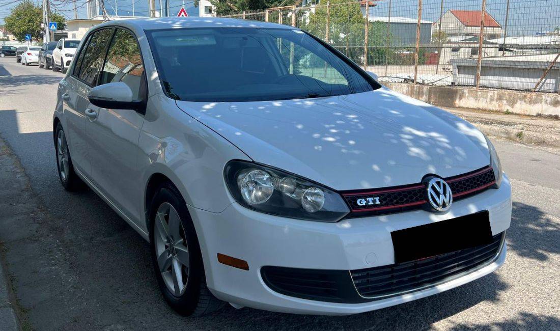 Makina me qera Golf 6 per  30 euro dita