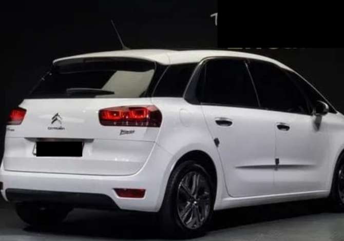 Noleggio Auto a Tirana - 35 Euro