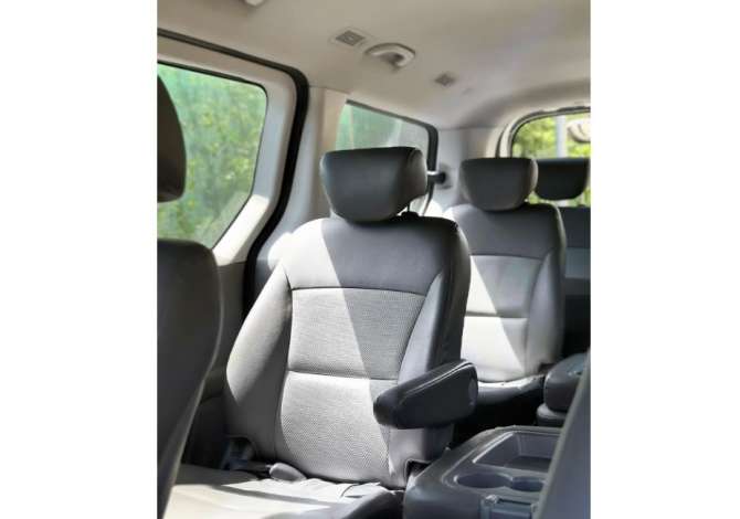 Furgon me qera Hyundai Grand Starex duke filluar nga  90 euro dita
