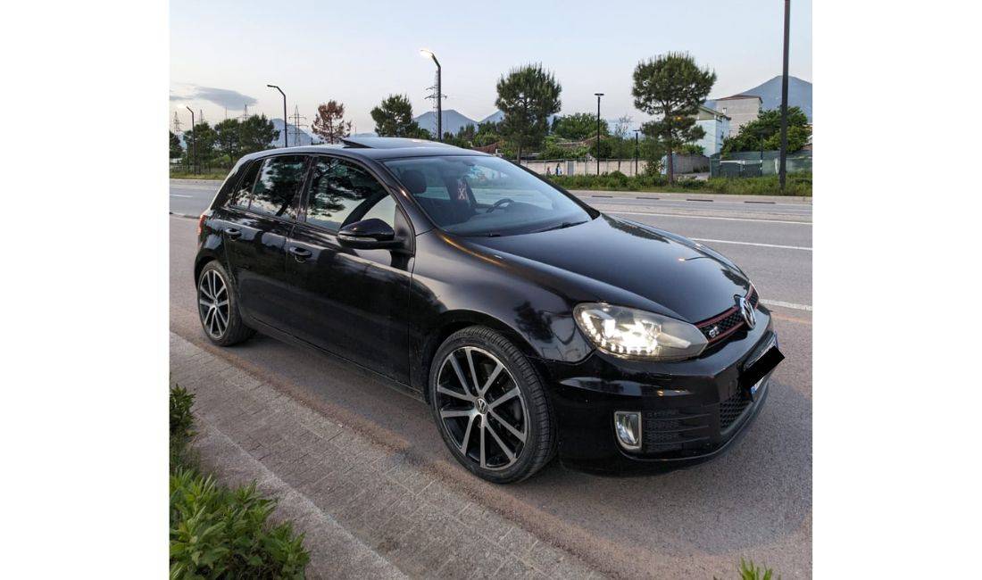 Makina me qera Golf 6 loog Gti duke filluar nga 30 euro dita