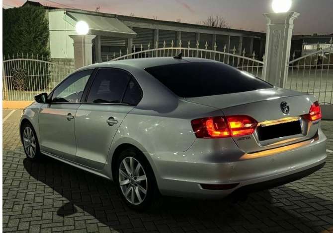 Noleggio Auto a Tirana - 40 Euro