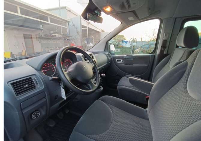📢Oferte🌟 Furgon me qera  ne Rinas Tirane - Peugeot Expert 7+1 vende per 60 euro dita 