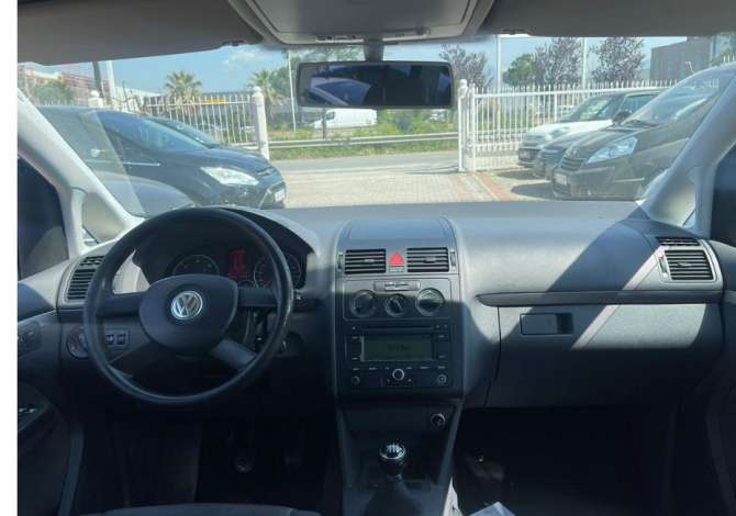 Touran me qera 7 vendesh per 30 euro dita