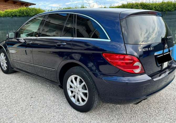 Makina me qera R class per 45 euro dita 5+1 vende