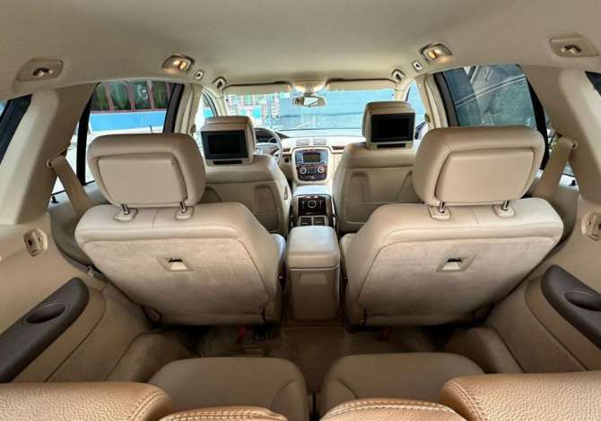 Makina me qera R class per 45 euro dita 5+1 vende