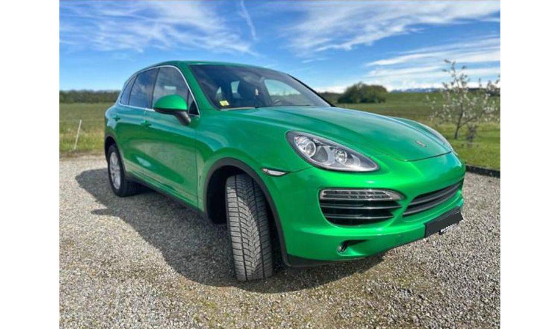 Makina me qera Porsche per 140 euro dita