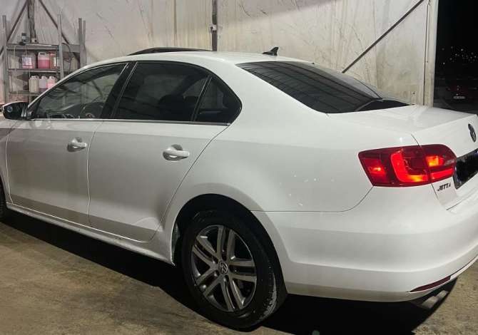 Noleggio Auto a Tirana - 30 Euro