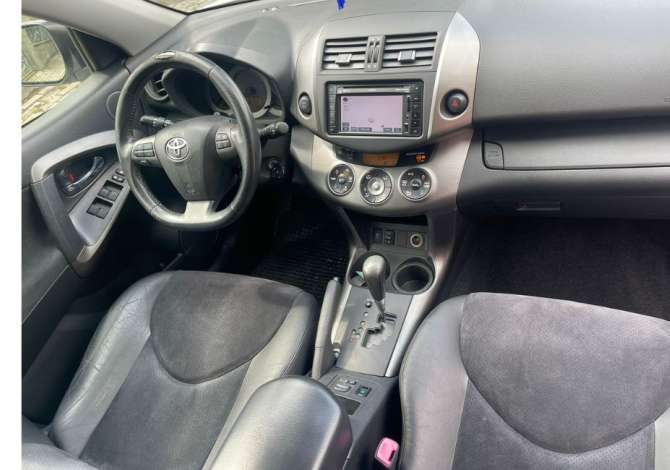 Makina me qera Toyota per 65 euro dita
