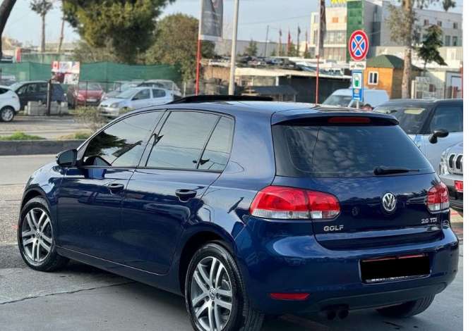 Noleggio Auto a Tirana - 30 Euro