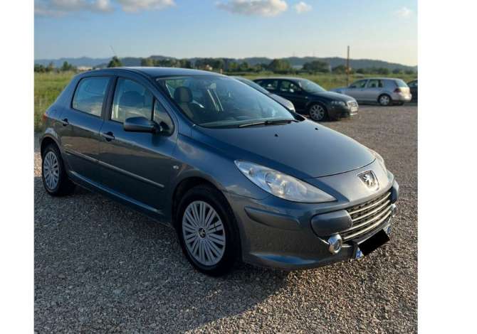 Noleggio Auto a Tirana - 30 Euro