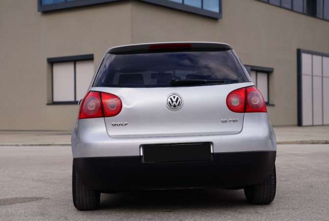 Noleggio Auto a Tirana - 30 Euro