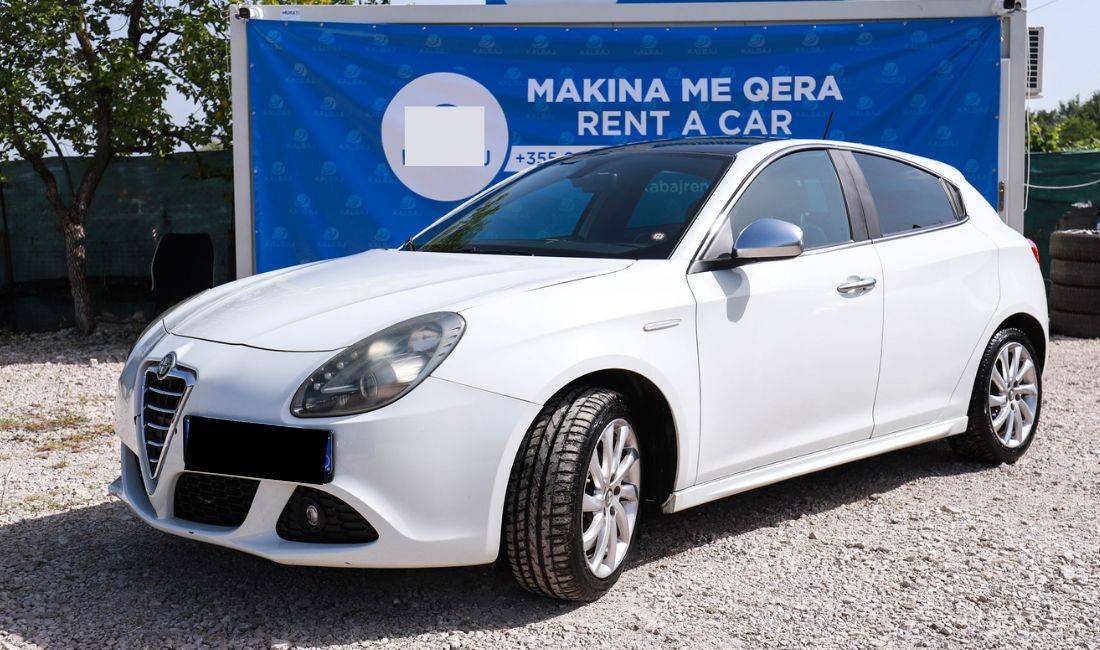 Makina me qera Alfa Romeo per 30 euro dita