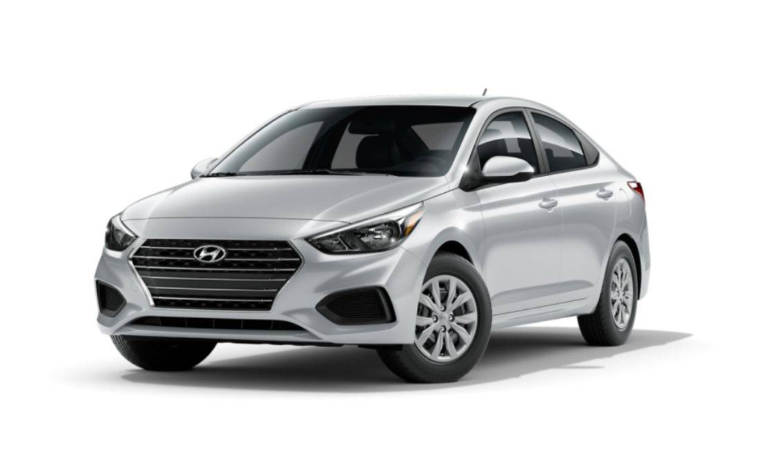 Makina me qera HYUNDAI ACCENT per 50 euro dita