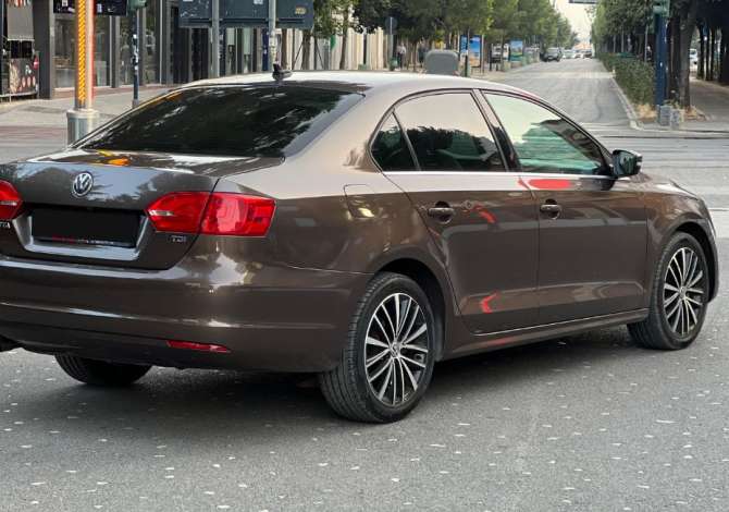 Makina me qera Volkswagen Jetta per 30 euro dita