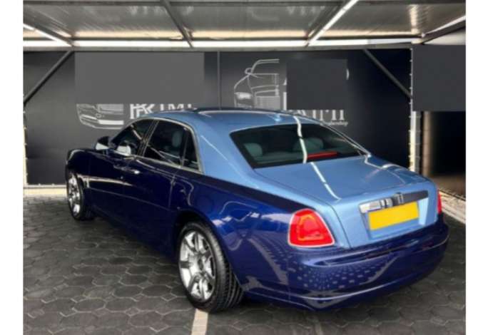Makina me qera Rolls Royce Ghost per 2500 euro dita me shofer personal