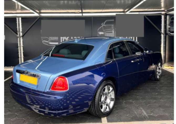 Noleggio Auto a Tirana - 2,500 Euro