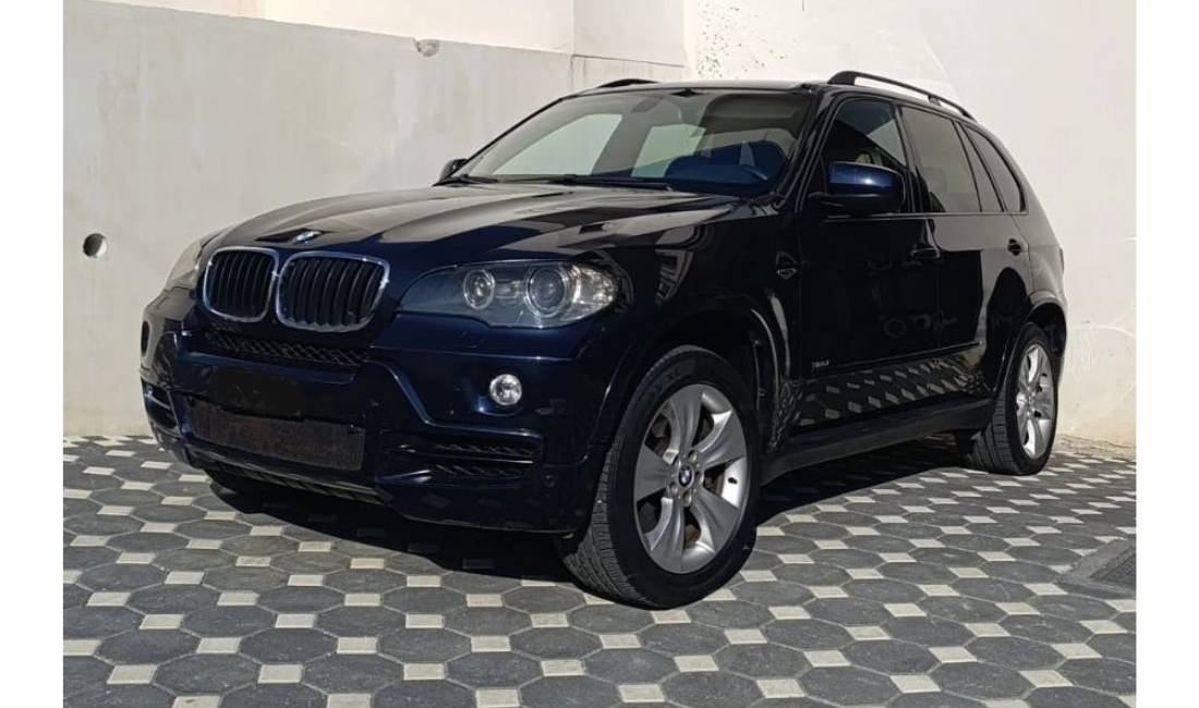 Makina me qera Bmw X5 per 50 euro dita