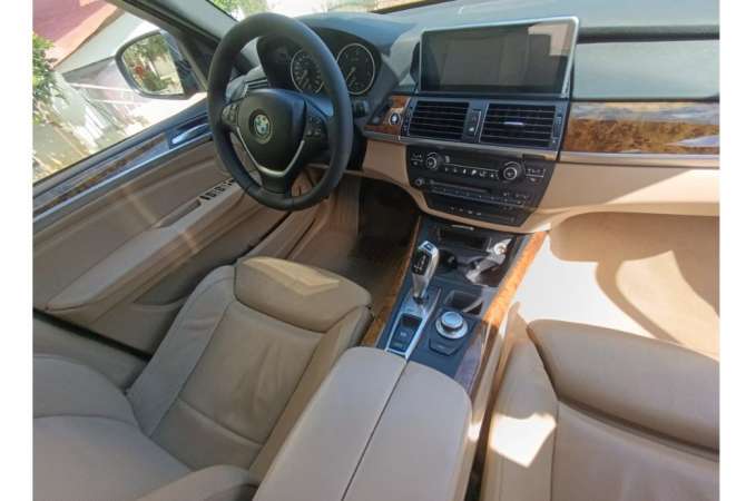 Makina me qera Bmw X5 per 50 euro dita