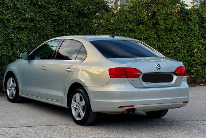 Noleggio Auto a Tirana - 30 Euro