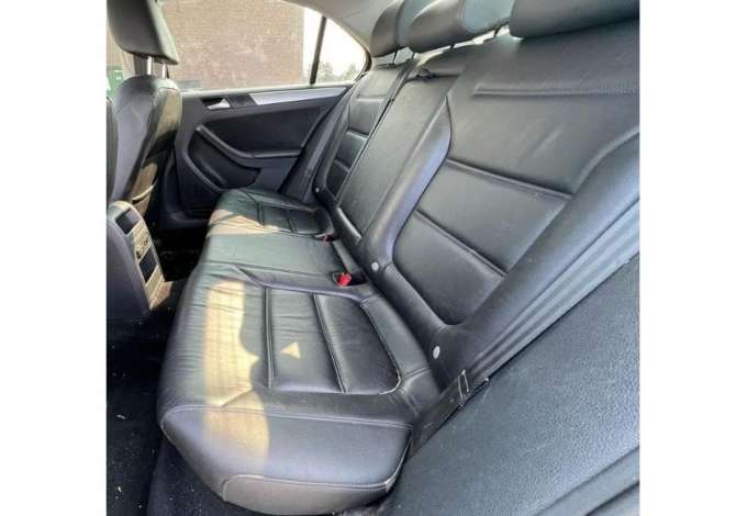 Makina me qera Volkswagen Jetta per 35 euro dita