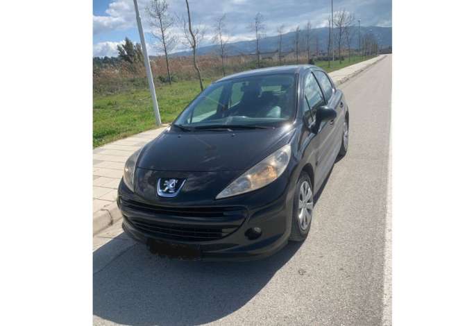 Makina me qera Peugeot per 35 euro dita
