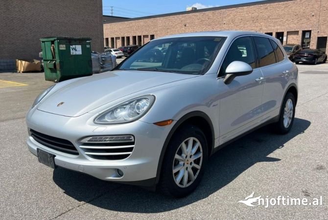 Makina me qera ne Tirane - 85 Euro