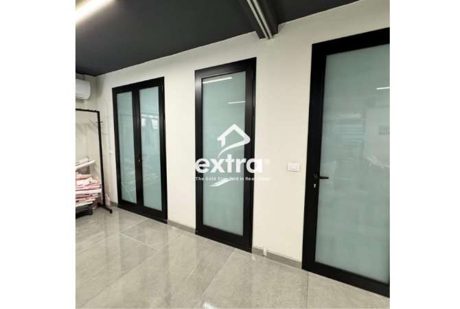 Business Property for Rent 1+1 in Tirana - 990 Euro