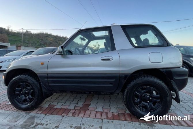 Makina me qera ne Tirane - 30 Euro