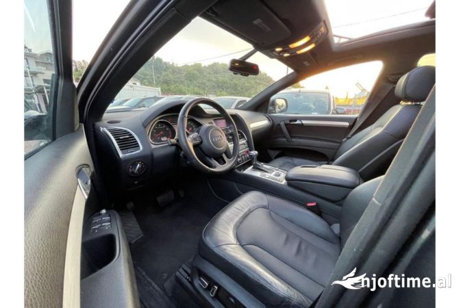 Makina me qera ne Rinas Tirane -Audi Q7 7 vende duke filluar nga  60 euro dita