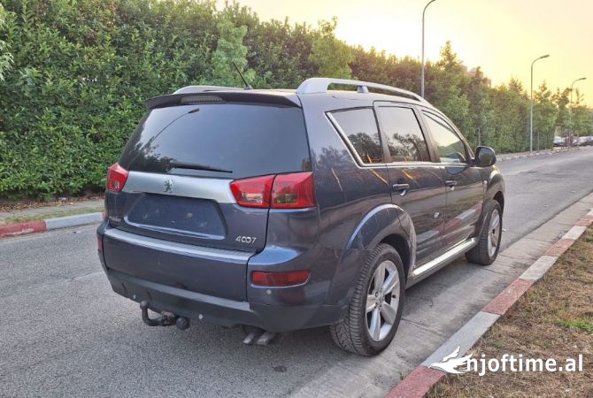 Noleggio Auto a Tirana - 33 Euro