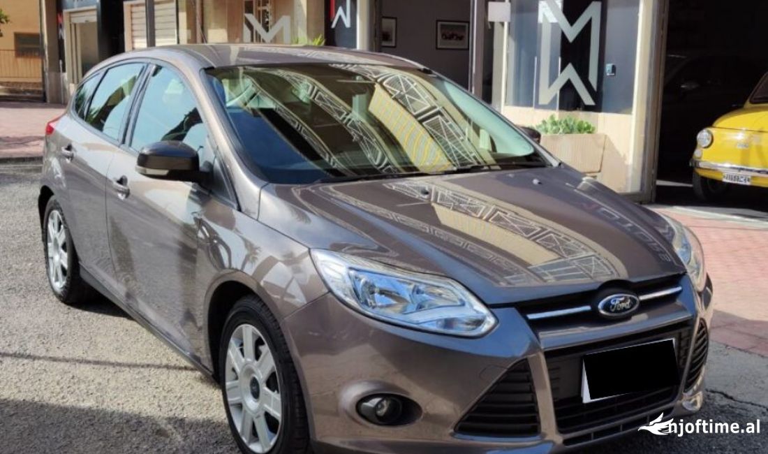 Makina me qera Ford Focus per vetem 30 euro dita 