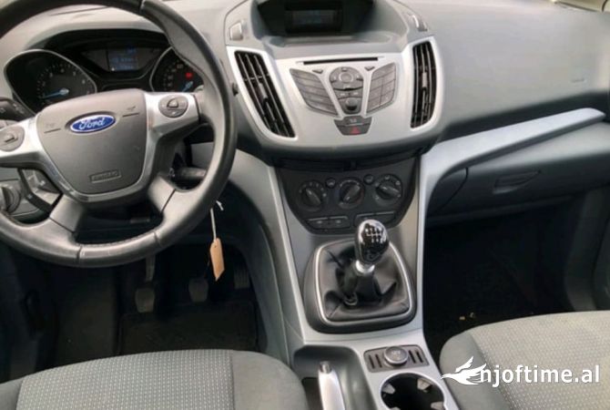 Noleggio Auto a Tirana - 28 Euro