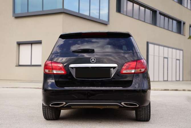 Noleggio Auto a Tirana - 45 Euro