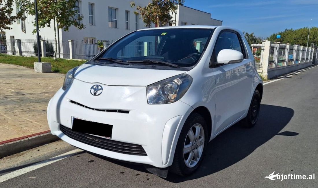 Makina me qera Toyota per vetem 25 euro dita 