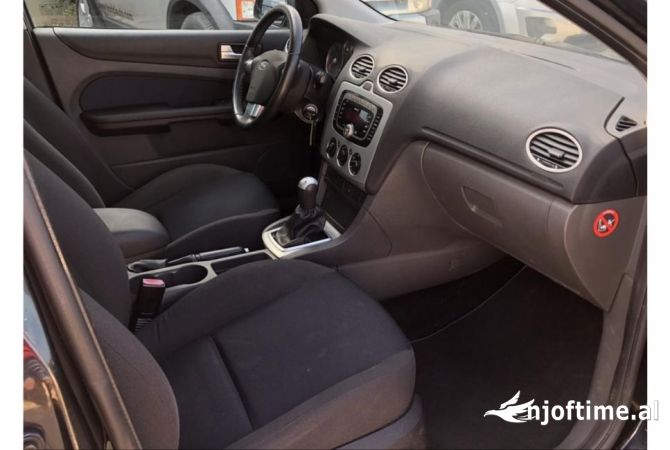 Makina me qera Ford focus per vetem 19 euro dita