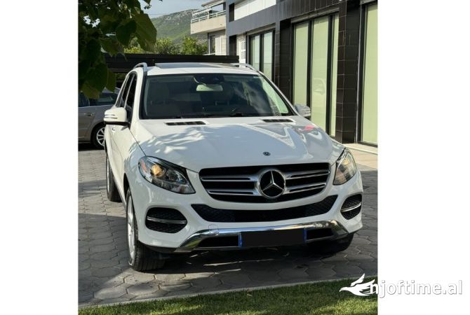 Makina me qera ne Tirane - 110 Euro