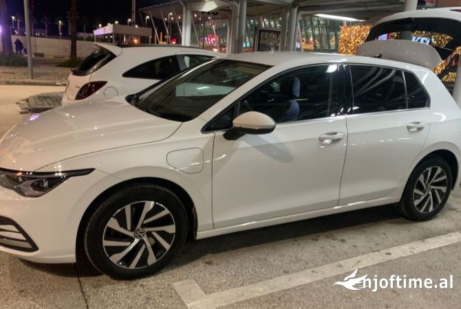 Makina me qera Golf 8 Hybrid, viti 2021 per vetem 60 euro dita 