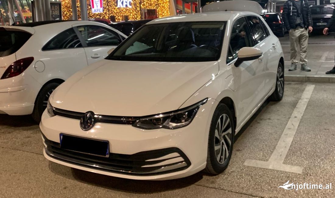 Makina me qera Golf 8 Hybrid, viti 2021 per vetem 60 euro dita 