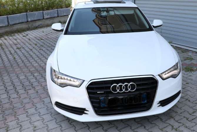 📢Makine me qera Rinas Tirane - Audi A7 duke nisur nga 70 euro dita